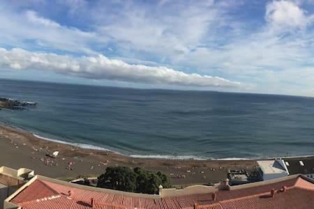 Lila Ocean View Apartment Ponta Delgada Esterno foto