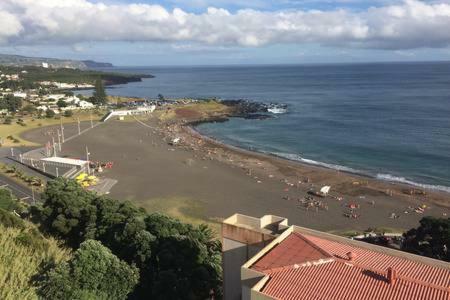 Lila Ocean View Apartment Ponta Delgada Esterno foto